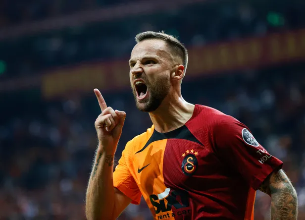 seferovic-isyani-galatasarayin-isvicreli-golcusu-oynatilmadigi-icin-problem-cikariyor-1663457401693.jpg