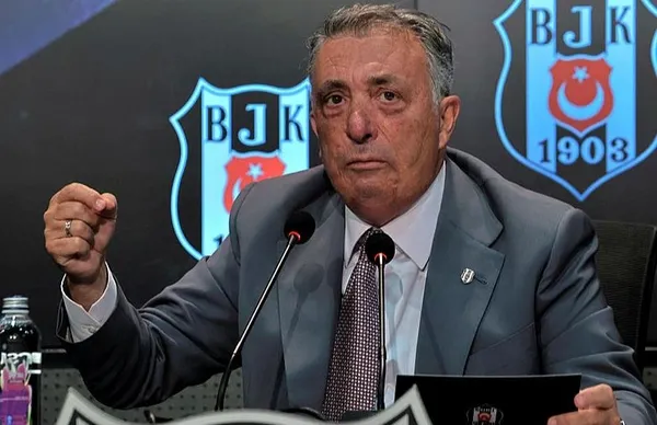 kara-kartalin-bir-numarali-ismi-ahmet-nur-cebiden-secim-oncesi-mesaj-besiktas-icin-kendimi-yakarim-1699049029036.jpeg Kara Kartal'ın bir numaralı ismi Ahmet Nur Çebi'den seçim öncesi mesaj: Beşiktaş için kendimi yakarım-3