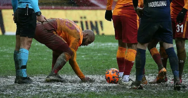 Son dakika: TFF'den flaş zemin kararı!