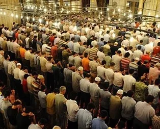 Arefe Arife günü namazı kaç rekattır, nasıl niyet edilir saat kaçta kılınır?