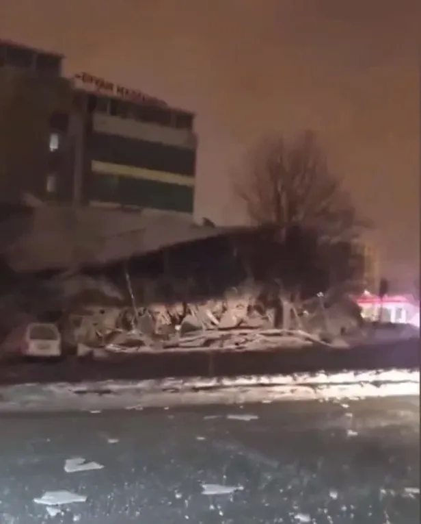 Malatya Avşar Otel'de can pazarı! Sahibi Osman Avşar konuştu! Yerle bir olan Avşar Otel'de kaç kişi var, enkaz altındakiler kurtarıldı mı?-4