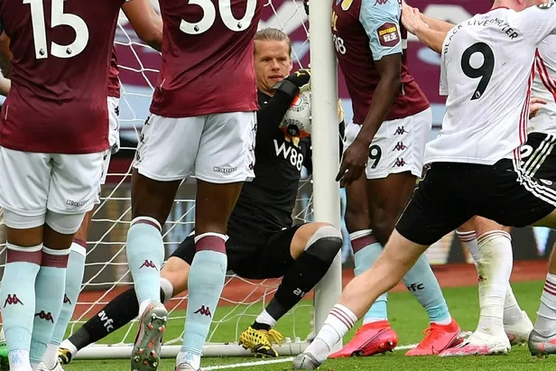 Premier Lig'de oynanan Aston Villa-Sheffield United maçında bir ilk | 9 bin maç boyunca hiç yaşanmamıştı-3