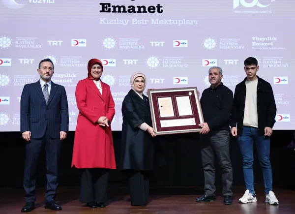 Son dakika: Başkan Recep Tayyip Erdoğan'ın eşi Emine Erdoğan'dan İsrail'in Gazze katliamına tepki: Bir milleti tarihten silmeye çalışıyor!-6