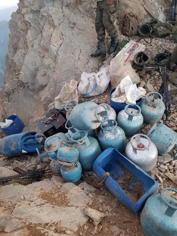 PKK'dan temizlenen İkiyaka Dağları'nda halay keyfi-4