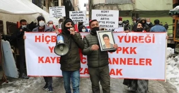 Aileler Kahrolsun PKK diye slogan attı HDP’liler engellemeye çalıştı
