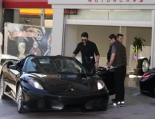 Tolgahan Sayışman'ın Ferrari'si