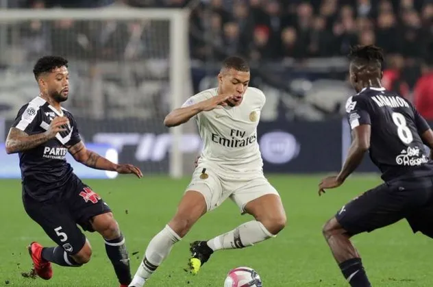 PSG ligde ilk kez puan kaybetti!  Paris Saint-Germain, Bordeaux ile berabere kaldı