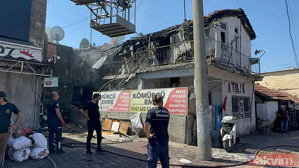 "Gençliğimi De Burada Yaktım" Mesut Can Y. İse Yolun Karşısında Yangına Müdahale Eden Ekipleri Takip Etti. Sağlık Ekipleri, Mesut Can Y.'Nin Elinden Ve...