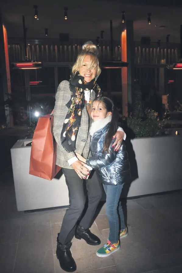 ozcan-denizin-oglumu-benden-kacirdi-dedigi-feyza-aktandan-aciklama-geldi-cok-sikildim-1651431316756.jpeg Özcan Deniz'in "Oğlumu benden kaçırdı" dediği Feyza Aktan'dan açıklama geldi! "Çok sıkıldım..."-4