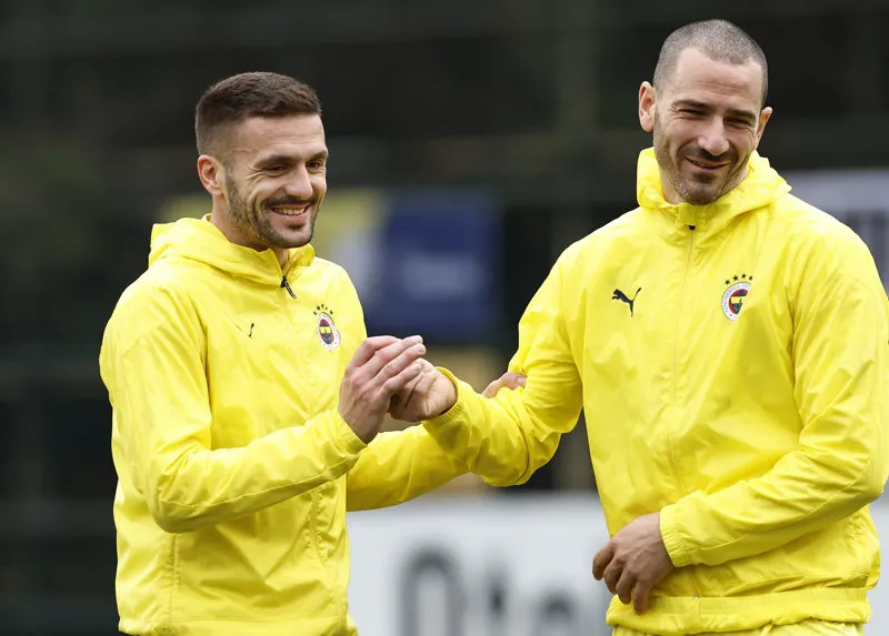 Yeni transferler sahada! İşte Fenerbahçe'nin Adanaspor maçı 11'i - 6