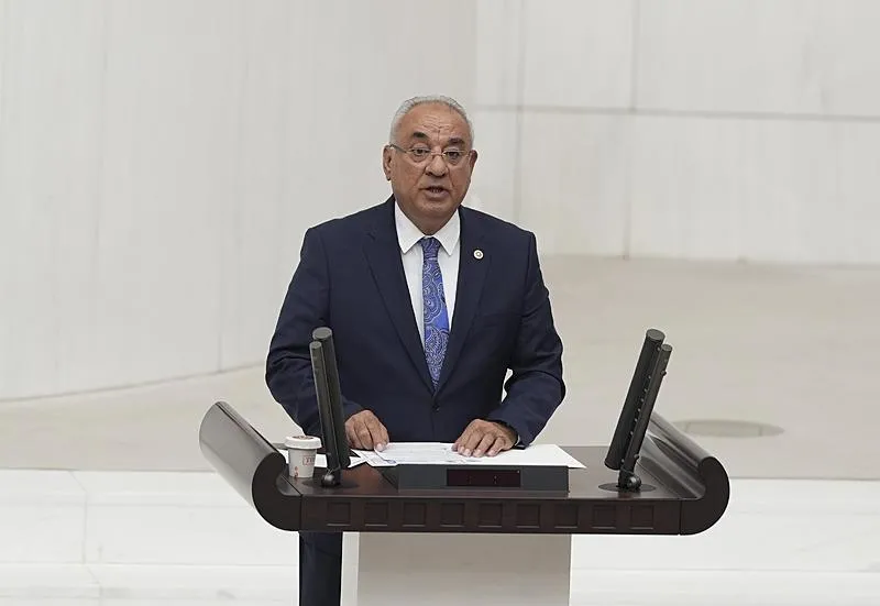 DSP Genel Başkanı Önder Aksakal ile DEM Partili Sırrı Sakık'ın Meclis'teki tartışması bahçeye taştı: "Eşkıyalığı dağlarda yap burada değil"-3