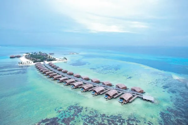 taze-asiklar-dilan-cicek-deniz-ve-mert-yazicioglundan-cicek-gibi-tatil-rotayi-maldivlere-cevirdiler-1681931237020.jpeg Taze aşıklar Dilan Çiçek Deniz ve Mert Yazıcıoğlu'ndan 'Çiçek' gibi tatil: Rotayı Maldivler’e çevirdiler!-4