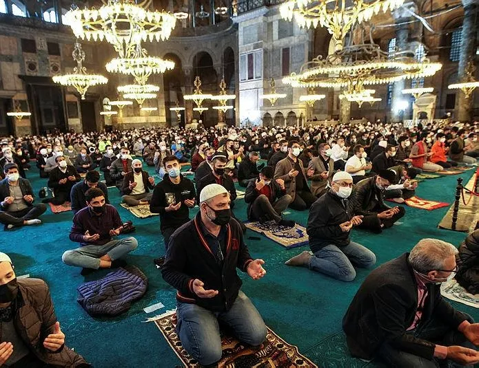 88 yıl sonra ilk teravih!