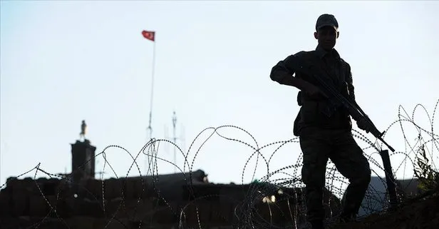 PKK'da çözülme sürüyor! Bir terörist daha teslim oldu