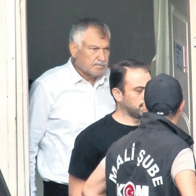 Karalar bağladı