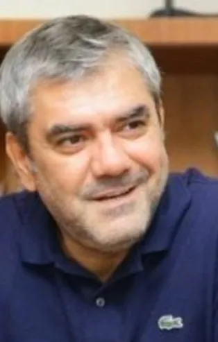 Sözcü yazarı Yılmaz Özdil'den "keriz silkeleme" dersleri! Villayı yürüttü, kaçak yapıları ekledi