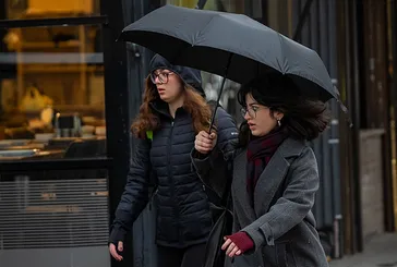 Meteoroloji'den İstanbul'a saatli uyarı: Gece yarısı sağanak bastıracak! Yeni sistemle kar geliyor