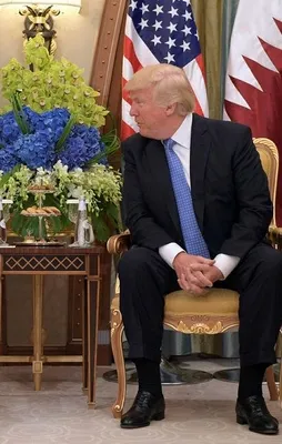 Katar Emiri'nden Trump'ın davetine yanıt