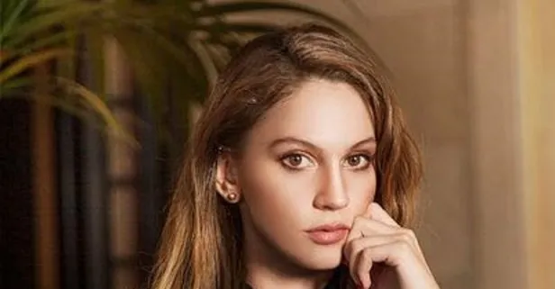 Farah Zeynep Abdullah’ın paylaşımı beğeni rekoru kırdı! Farah Zeynep Abdullah 6 yaşındaki halini paylaştı