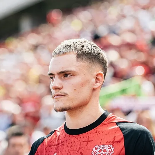 Tarihe geçen flaş imza