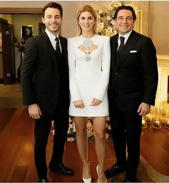 Hacı Sabancı kontenjanı Nazılı Kayı'yı meşhur etti: Nazlı Kayı ünlü bir şampuan markasının dijital yüzü oldu-3