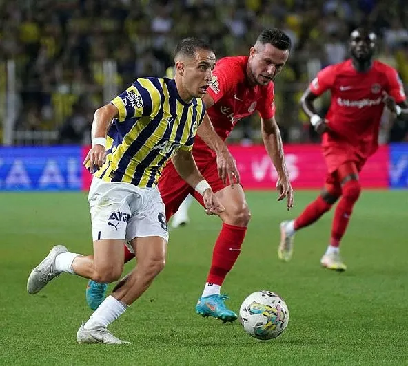 son-dakika-fenerbahce-umraniyespor-macinin-ikinci-yarisi-basladi-1659991525248.jpg Son dakika: Fenerbahçe - Ümraniyespor maçı berabere bitti!-6