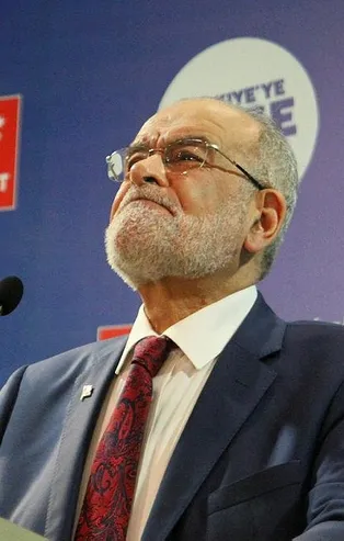 Karamollaoğlu'ndan pes dedirten açıklama: Elektrikli otomobil mantıksız benzinli yapalım