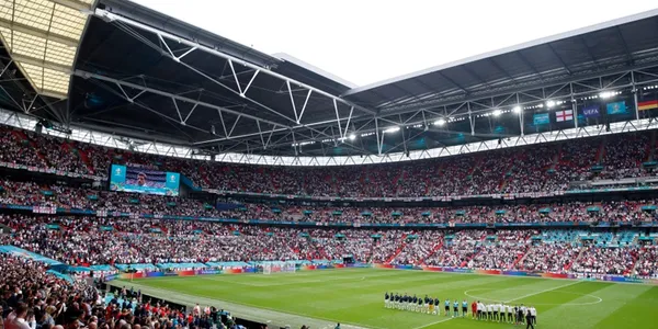 euro-2020-finalini-izlemek-600-bin-lira-1625758989127.jpg Euro 2020 finalini izlemek 600 bin lira-5