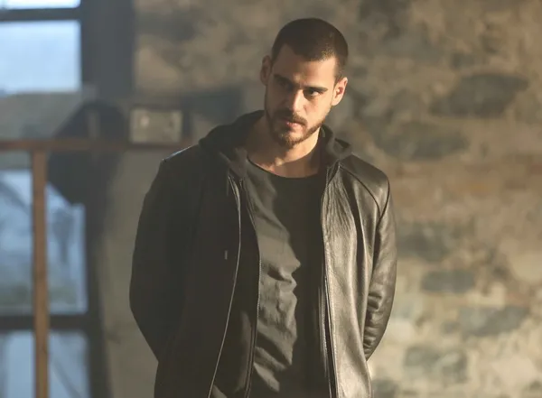 yalniz-kurt-4-bolum-fragmani-yayinlandi-yeni-bir-paralel-yapi-devreye-girdi-1644610471539.jpg Yalnız Kurt 4. bölüm fragmanı yayınlandı: “Yeni bir paralel yapı devreye girdi”-2