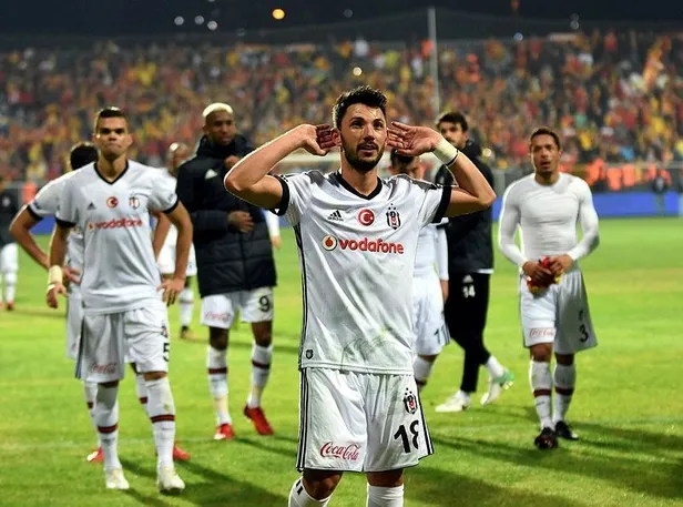 Tolgay Arslan işi arap saçına döndü - 1