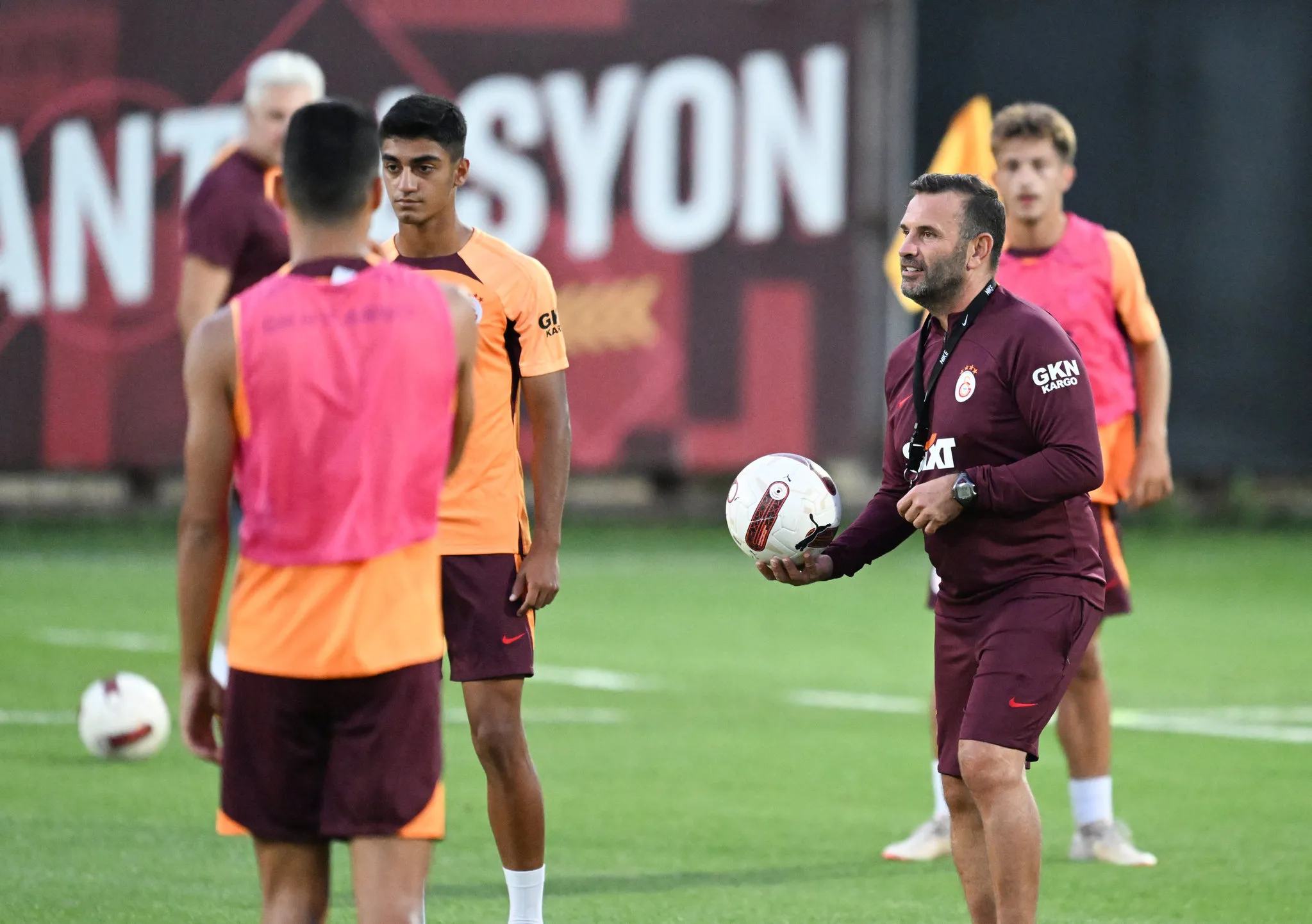 Galatasaray'da Okan Buruk'tan yönetime flaş talep! - 4