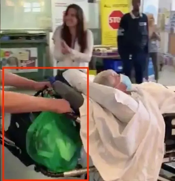 Boris Johnson'a ait olduğu ileri sürülen taburcu olma görüntüleri başkasına ait çıktı-1