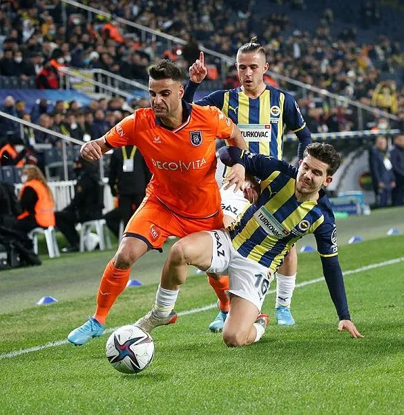 Erman Toroğlu'ndan Fenerbahçe'ye eleştiri! Top Ferdi'ye geldiğinde ama diğerleri yapamıyor-2