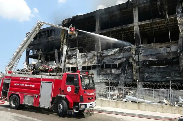 Kocaeli'deki yangınla ilgili flaş gelişme