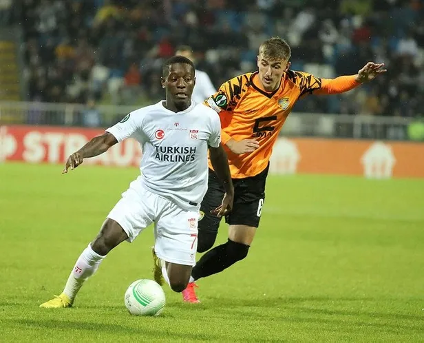 temsilcimiz-sivasspor-kosova-temsilcisi-ballkaniyi-deplasmanda-2-1-yendi-1665695321402.jpeg
