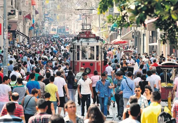 50 yaşından büyükler ve sağlık çalışanları 3. doz aşılarını olacaklar-1