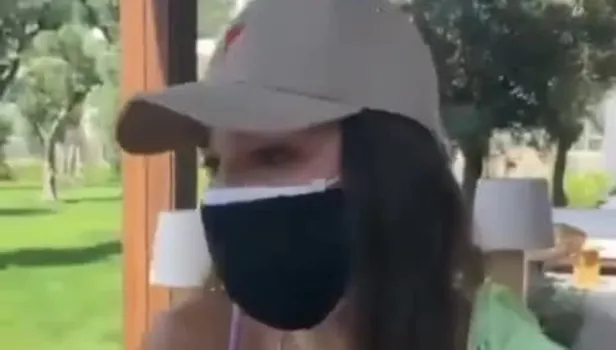 Hande Erçel Kerem Bürsin ile aşkını resmen ilan etti! 'Olduğunda öğreneceksiniz demiştim...' diyen utangaç aşıktan bomba açıklama