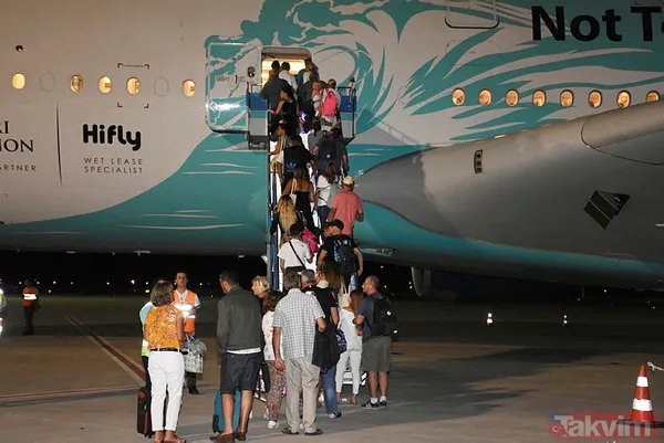 Türkiye İçin Bir İlk Gerçekleşmiş Oldu Thomas Cook Tur Operatörünün İflas Etmesiyle Birlikte İngiliz Turistleri Tahliye Etmek İçin İngiliz Sivil Havacılık...