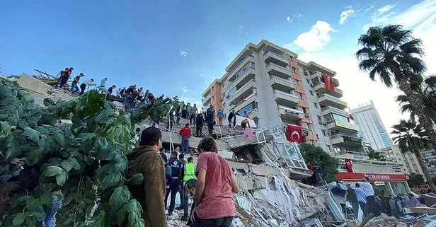 Son dakika: Milli Savunma Bakanlığı  İzmir’deki depremin ardından kriz masası oluşturdu: 2 helikopter görevlendirildi