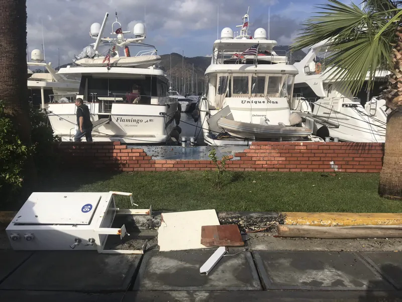 Marmaris’te çifte hortum paniği! - 4