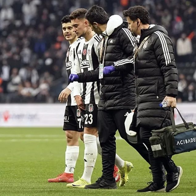 Beşiktaş’tan Ernest Muçi açıklaması!