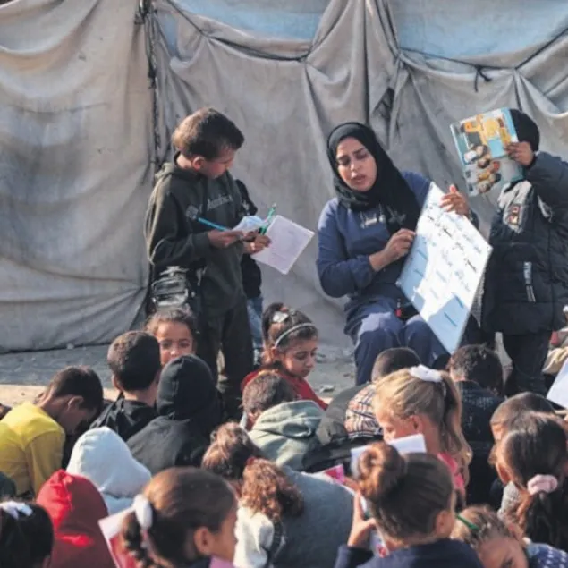 Teröristlere inat çadırda bile eğitim