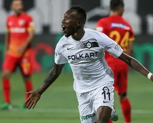 Altay 3 attı 3 aldı!