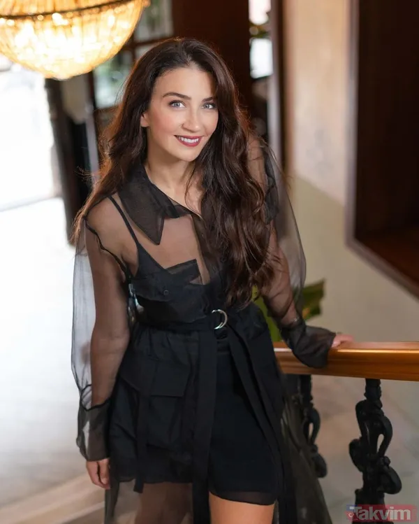 40 yaşındaki Ceren Benderlioğlu’ndan cesur paylaşım! “Ufak bir kaçamak” deyip yayınladı! EDHO’nun Ömür’üydü... - 4