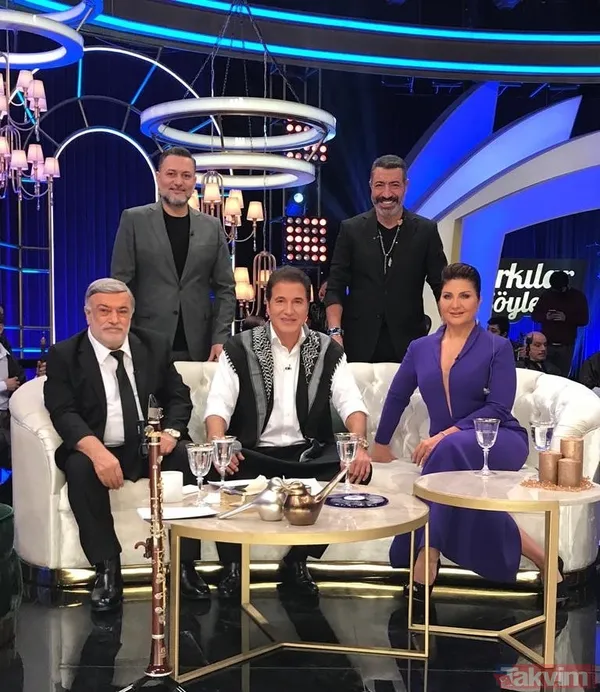 İbrahim Tatlıses çelenk göndermişti! Zekeriya Ünlü’nün oğlu bakın kim çıktı! Baba-oğlun benzerliği dikkat çekti - 1