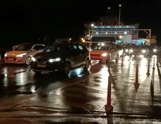 Yalova’da feribot karaya oturdu