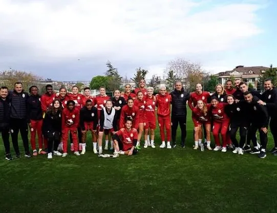 Torreira’dan sürpriz ziyaret