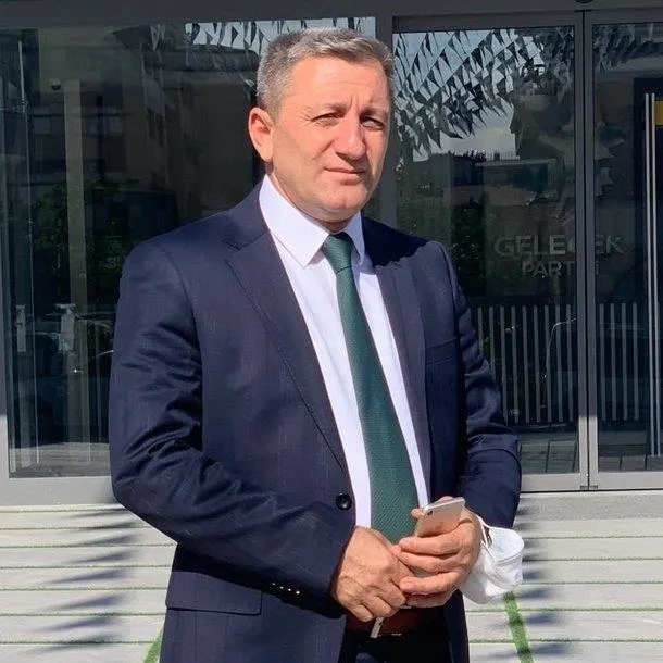 gelecek-partisi-adana-il-baskani-kenan-akkaya-ve-2-kardesi-gasp-iddiasiyla-tutuklandi-1609511525160.jpeg Gelecek Partisi Adana İl Başkanı Kenan Akkaya ve 2 kardeşi gasp iddiasıyla tutuklandı-4