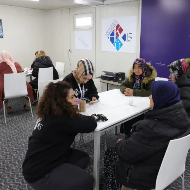 Depremzedelere üniversite kursu ve atölye