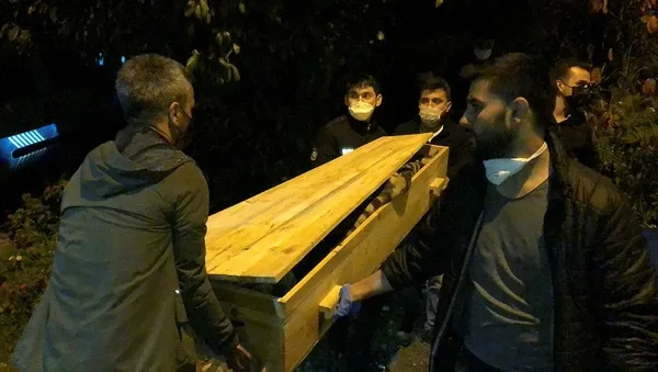 Kötü kokular gelince 51 yaşındaki adamın öldüğü ortaya çıktı-1